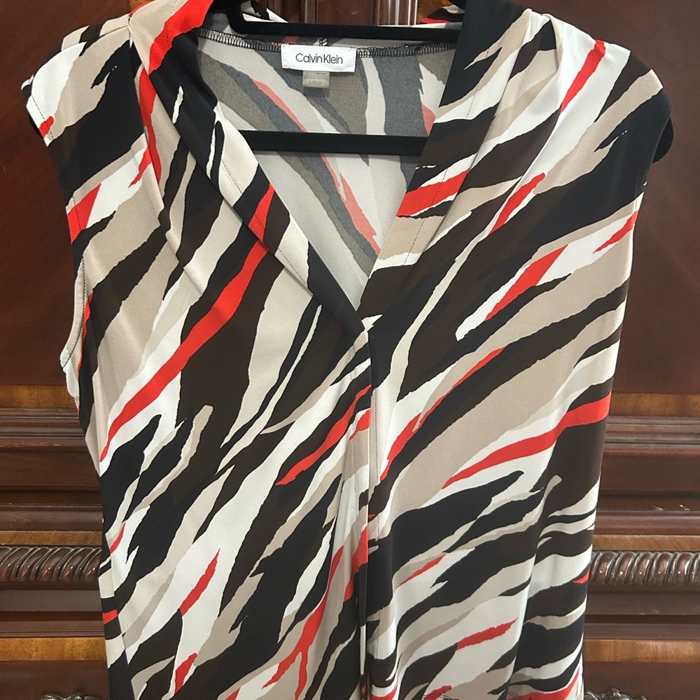 Calvin Klein Women's Top - Red, Black, Cream